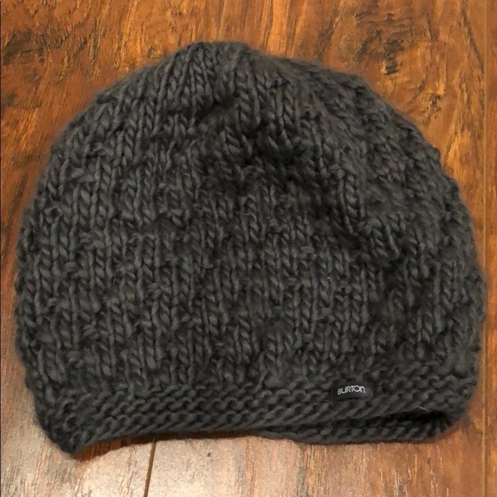 Burton cable knit beanie